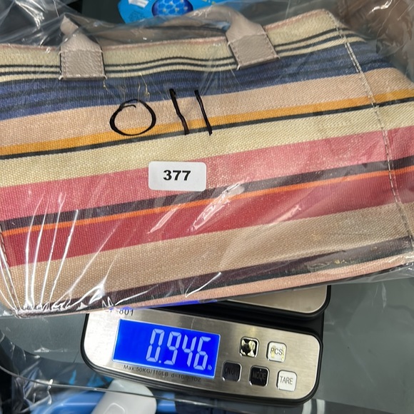 KATE SPADE HUGHES ST CELINDA SATCHEL CROSSBODY - Picture 11 of 11